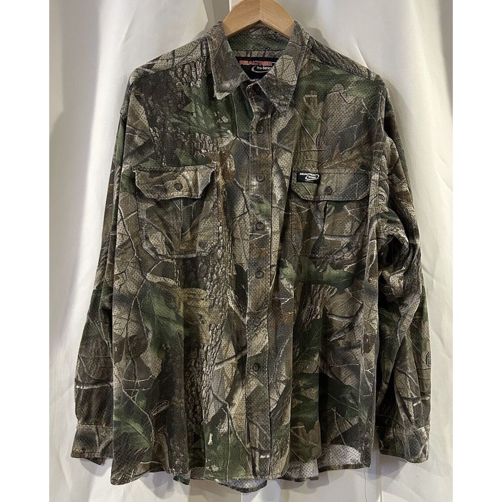 REALTREE PRO-SERIES By Whitewater Men's X-Large Vented Hardwood Camo Shirt
